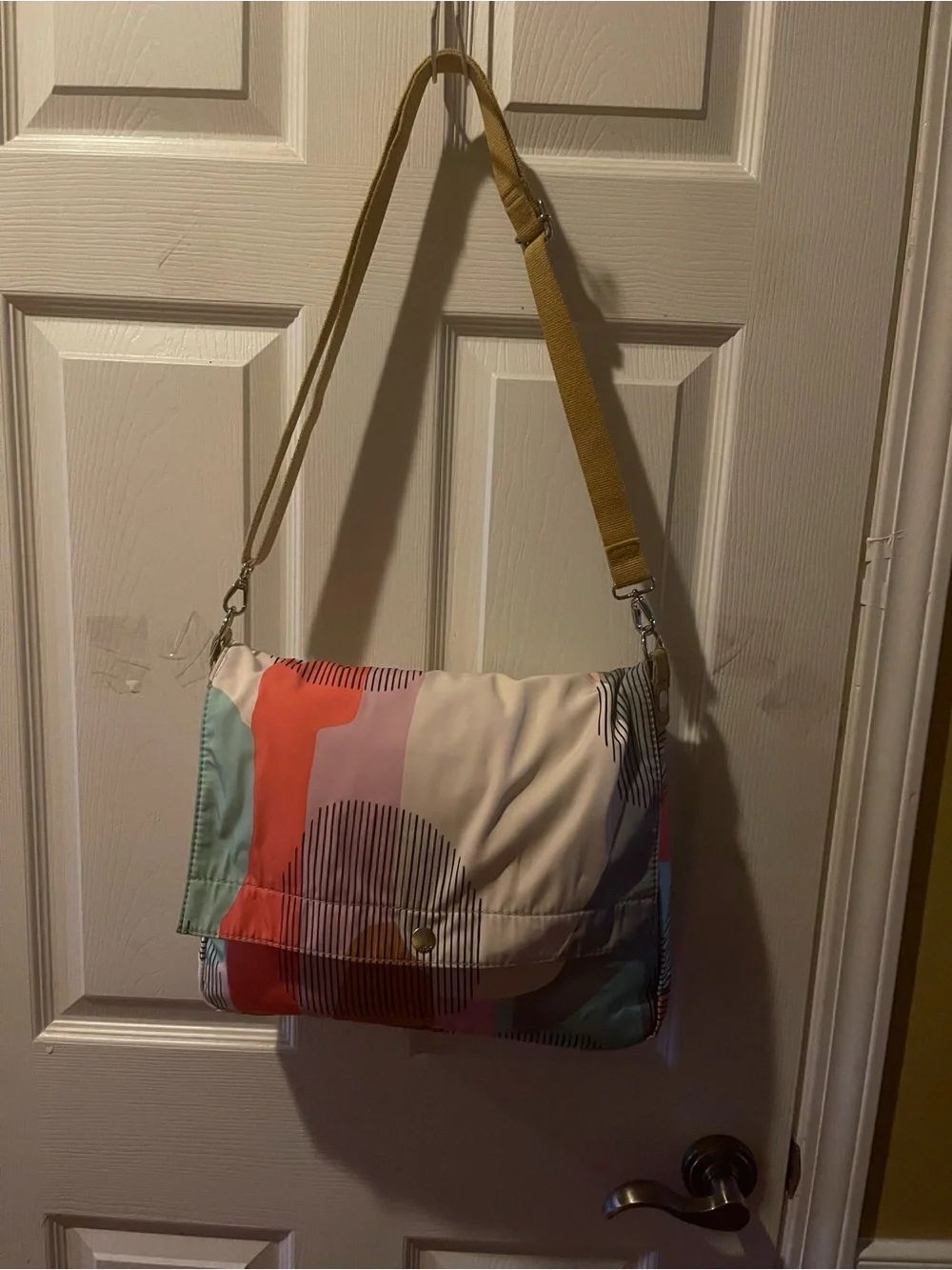 Multi-Color Patterned Crossbody Shoulder Bag - Picture 3 of 12